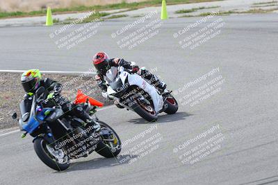 media/Mar-05-2023-TrackXperience (Sun) [[a95d40e56a]]/Group 2/session 2 turn 4/